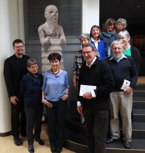 Gruppenbild mit Beter