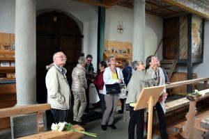 in der Kirche