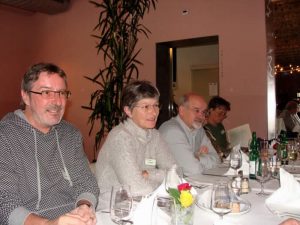 vor dem Mittagessen