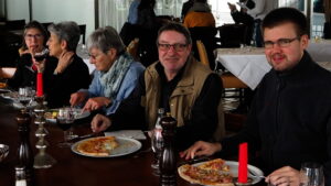 Beim Mittagessen