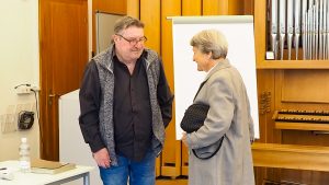 vor der Mitgliederversammlung